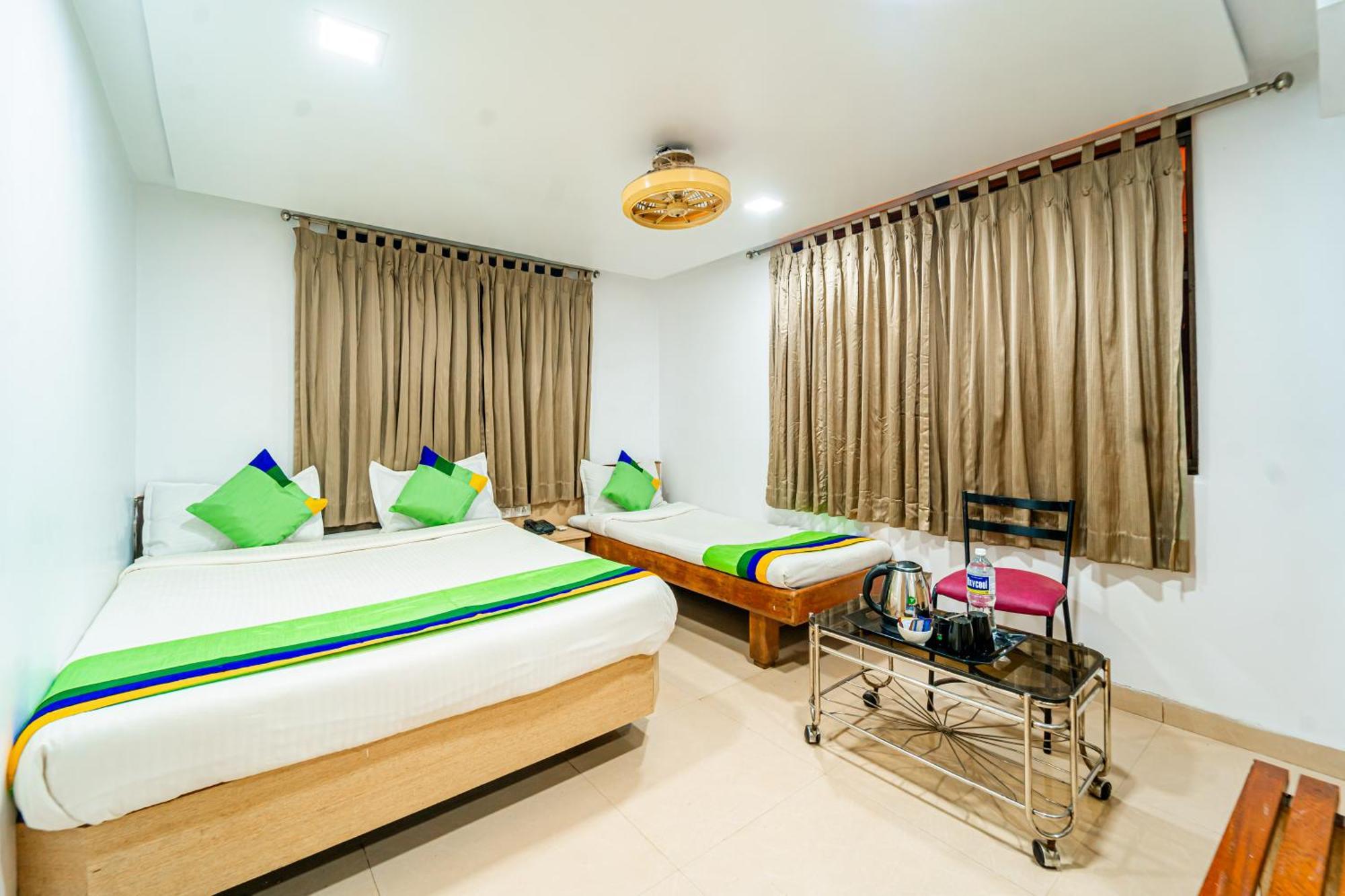 Hotel Anupam Mahābaleshwar Kültér fotó